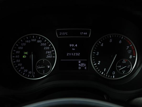 Mercedes-Benz B-Класс II (W246) с пробегом 2013 года, цена 819 898 рублей, 211133 км, хэтчбек, Автокод Объявления