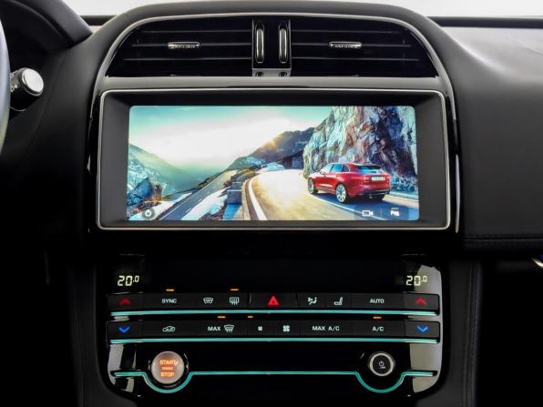 Jaguar F-Pace I с пробегом 2019 года, цена 3 670 000 рублей, 65060 км, внедорожник, Автокод Объявления