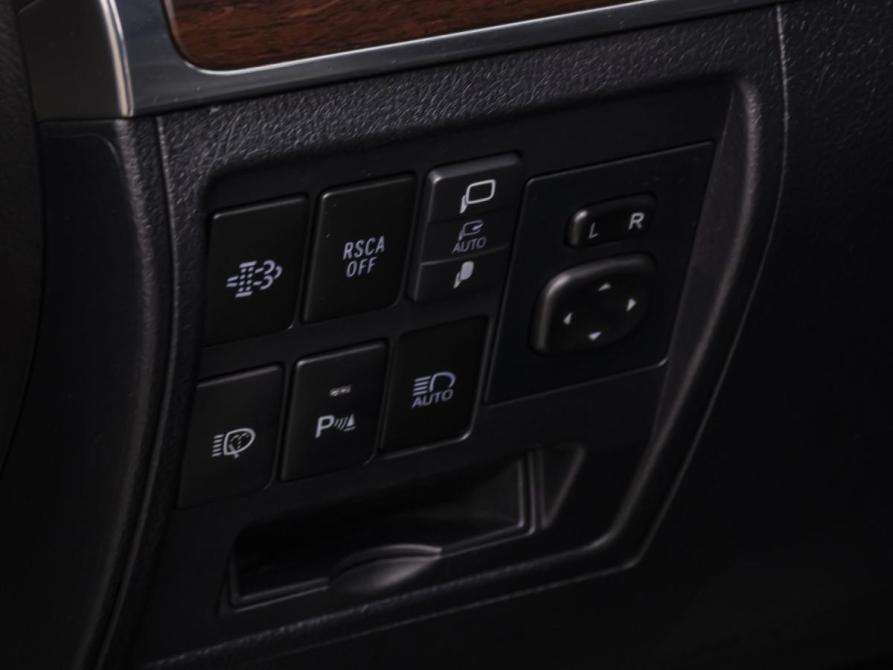 Toyota Land Cruiser 200 Series Рестайлинг 2 Москва  - изображение 18