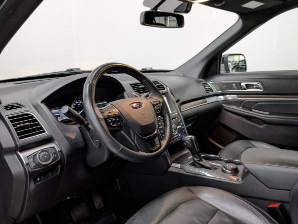Ford Explorer V Рестайлинг 2 с пробегом 2018 года, цена 3 590 000 рублей, 112179 км, внедорожник, Автокод Объявления