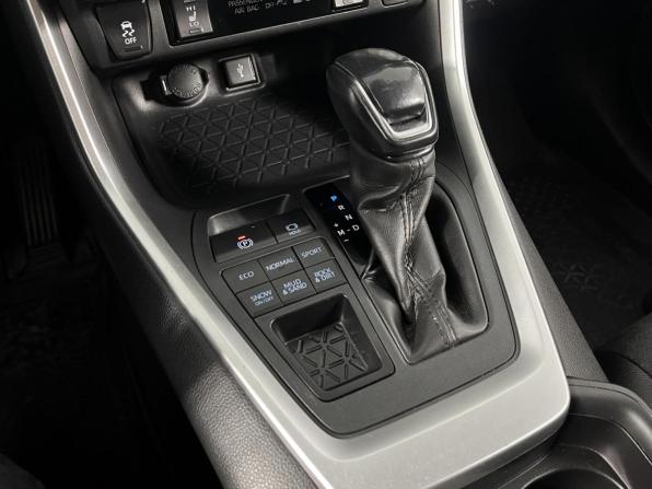 Toyota RAV4 V (XA50) с пробегом 2020 года, цена 2 439 900 рублей, 230523 км, внедорожник, Автокод Объявления