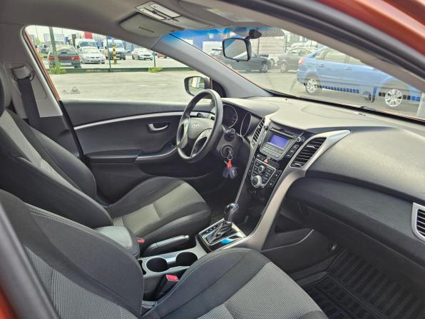 Hyundai i30 II Рестайлинг с пробегом 2015 года, цена 1 299 995 рублей, 90500 км, хэтчбек, Автокод Объявления