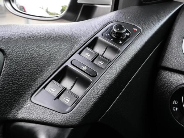 Volkswagen Tiguan I Рестайлинг с пробегом 2015 года, цена 1 499 000 рублей, 151331 км, внедорожник, Автокод Объявления