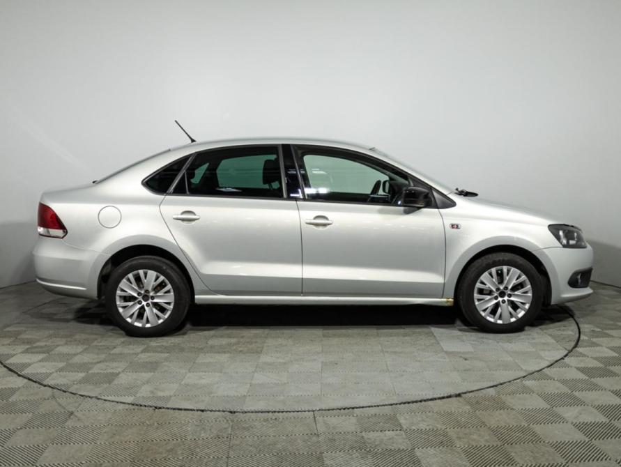 Volkswagen Polo V Санкт-Петербург  - изображение 4