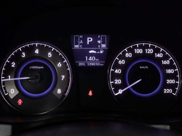 Hyundai Solaris I Рестайлинг с пробегом 2015 года, цена 965 000 рублей, 139008 км, хэтчбек, Автокод Объявления