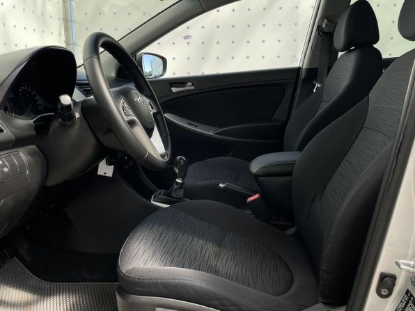 Hyundai Solaris I Рестайлинг с пробегом 2014 года, цена 850 000 рублей, 175698 км, седан, Автокод Объявления