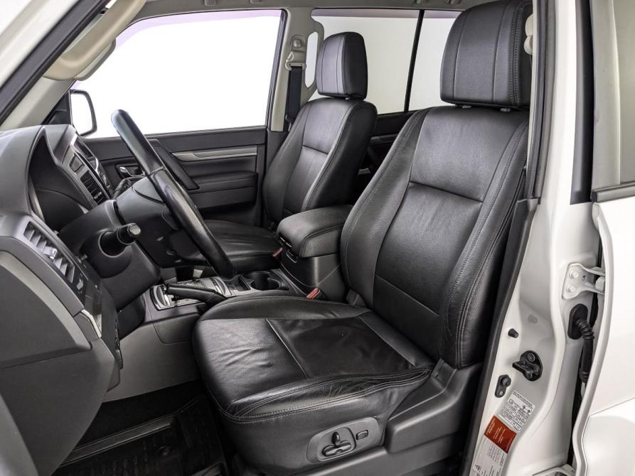 Mitsubishi Pajero IV Рестайлинг 2 Москва  - изображение 20