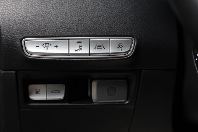 Kia K900 II с пробегом 2019 года, цена 4 149 000 рублей, 40200 км, седан, Автокод Объявления