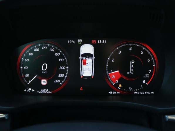 Volvo XC60 II с пробегом 2021 года, цена 4 600 000 рублей, 45153 км, внедорожник, Автокод Объявления