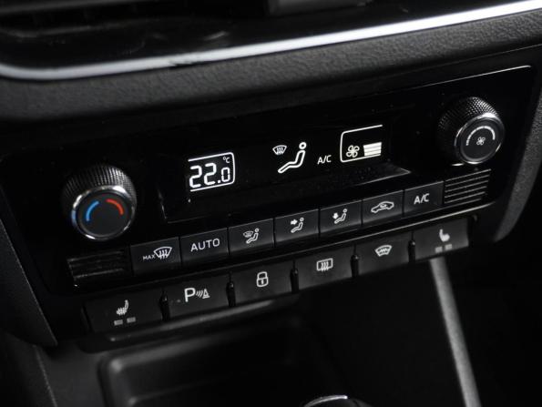 Volkswagen Polo VI с пробегом 2022 года, цена 1 559 000 рублей, 161976 км, лифтбек, Автокод Объявления