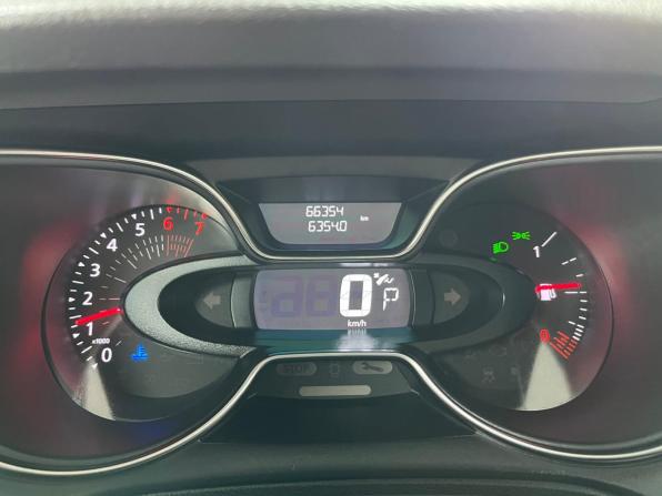 Renault Kaptur I Рестайлинг с пробегом 2021 года, цена 1 698 000 рублей, 66354 км, внедорожник, Автокод Объявления