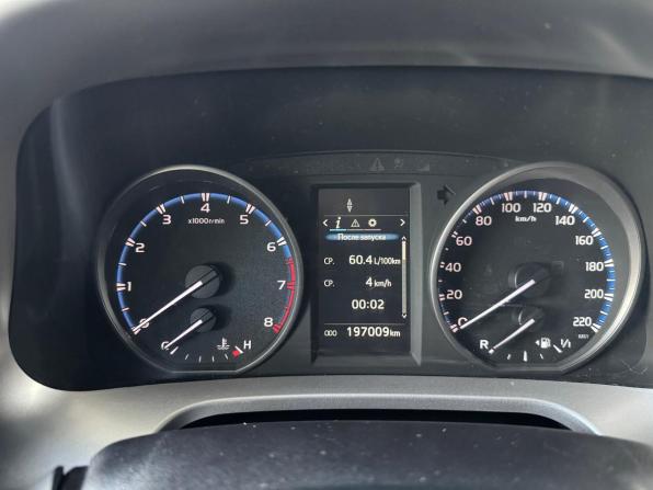 Toyota RAV4 IV (XA40) Рестайлинг с пробегом 2016 года, цена 1 789 000 рублей, 200000 км, внедорожник, Автокод Объявления