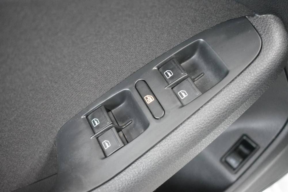 Volkswagen Jetta VI Рестайлинг Киров  - изображение 24