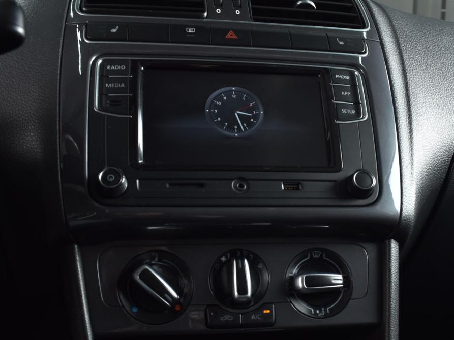 Volkswagen Polo V Рестайлинг Кемерово  - изображение 14