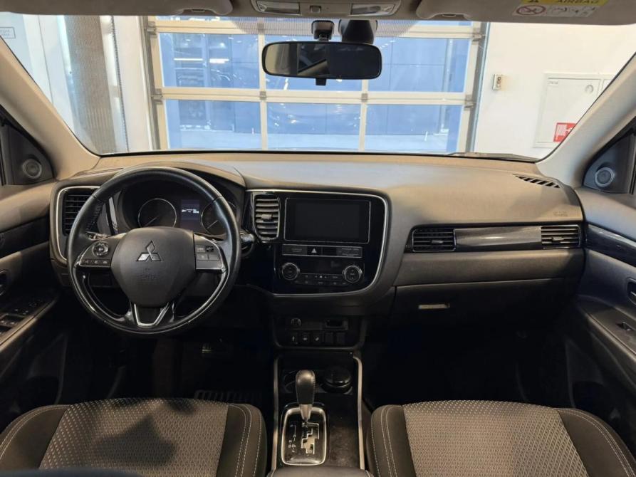 Mitsubishi Outlander III Рестайлинг 3 Подольск  - изображение 17