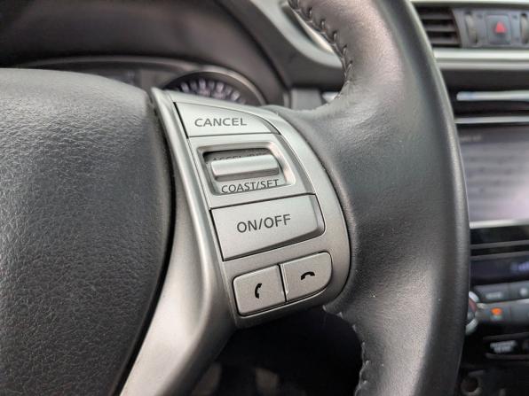 Nissan Qashqai II с пробегом 2015 года, цена 1 685 000 рублей, 110446 км, внедорожник, Автокод Объявления