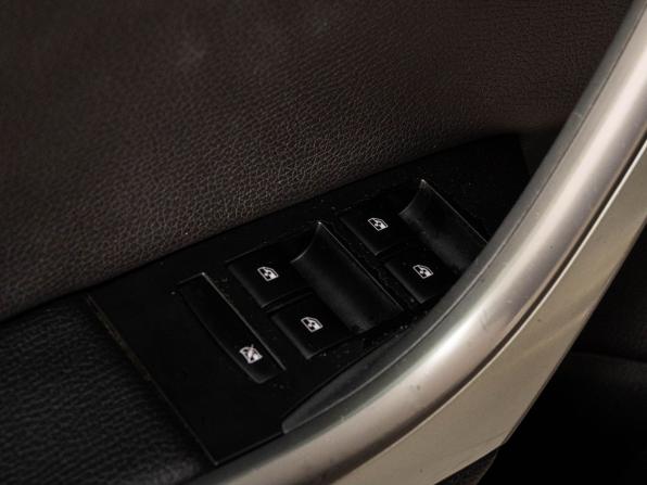 Opel Astra J с пробегом 2011 года, цена 650 000 рублей, 210646 км, хэтчбек, Автокод Объявления