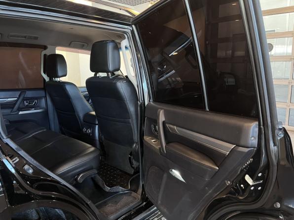 Mitsubishi Pajero IV Рестайлинг 1 с пробегом 2011 года, цена 2 311 000 рублей, 194500 км, внедорожник, Автокод Объявления