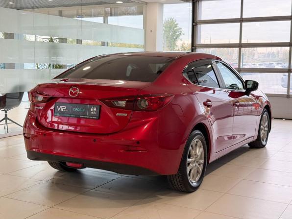 Mazda 3 III (BM) Рестайлинг с пробегом 2018 года, цена 1 687 000 рублей, 107656 км, седан, Автокод Объявления
