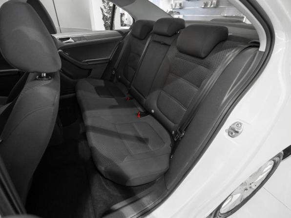 Volkswagen Jetta VI с пробегом 2014 года, цена 945 000 рублей, 252549 км, седан, Автокод Объявления