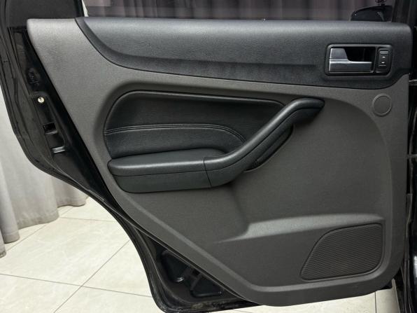 Ford Focus II с пробегом 2006 года, цена 479 000 рублей, 236403 км, хэтчбек, Автокод Объявления