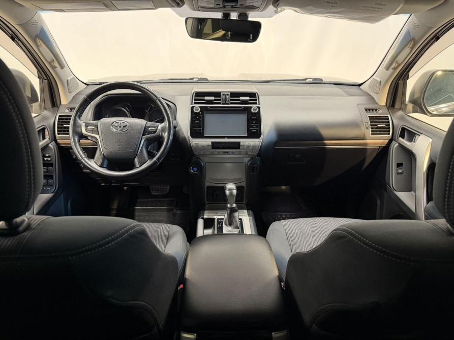 Toyota Land Cruiser Prado 150 Series Рестайлинг 2 Омск  - изображение 13