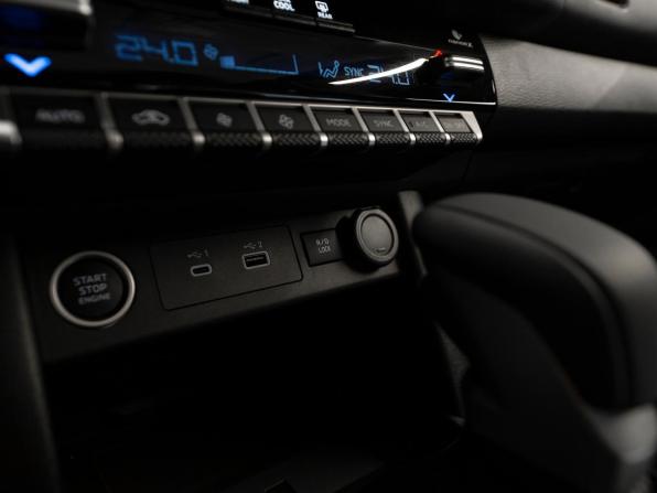 Mitsubishi L200 VI с пробегом 2025 года, цена 5 290 000 рублей, 50 км, пикап, Автокод Объявления