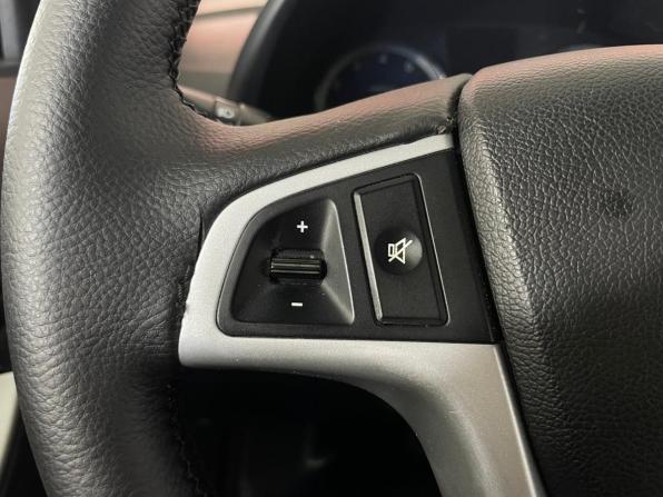 Hyundai Solaris I с пробегом 2012 года, цена 870 000 рублей, 201376 км, седан, Автокод Объявления