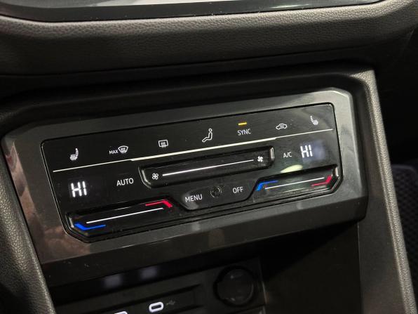 Volkswagen Tiguan II Рестайлинг с пробегом 2022 года, цена 3 087 000 рублей, 65825 км, внедорожник, Автокод Объявления