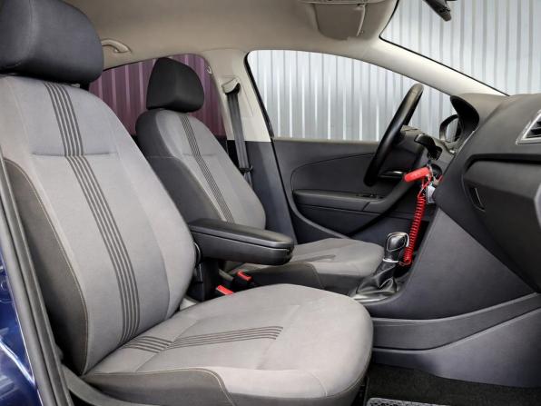 Volkswagen Polo V Рестайлинг с пробегом 2016 года, цена 1 257 000 рублей, 85443 км, седан, Автокод Объявления