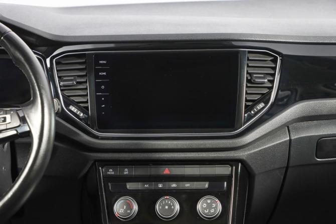Volkswagen T-Roc I с пробегом 2021 года, цена 2 199 000 рублей, 75000 км, внедорожник, Автокод Объявления