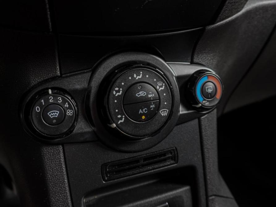 Ford Fiesta Mk6 Рестайлинг Воронеж  - изображение 14