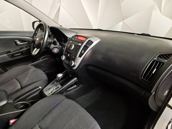 Kia Ceed I Рестайлинг с пробегом 2012 года, цена 799 000 рублей, 194579 км, хэтчбек, Автокод Объявления