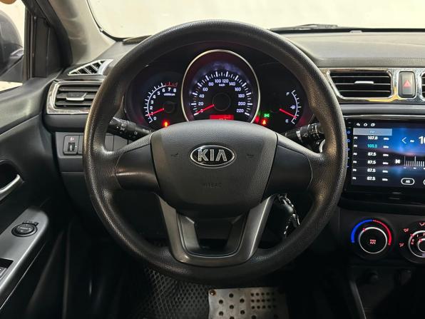 Kia Rio III с пробегом 2013 года, цена 590 000 рублей, 181000 км, седан, Автокод Объявления