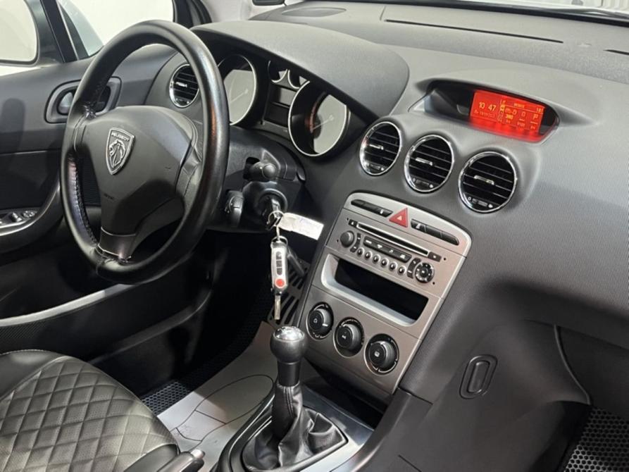 Peugeot 408 I Рестайлинг Курск  - изображение 6