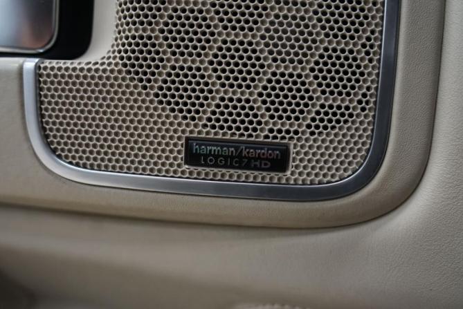 Land Rover Range Rover III Рестайлинг 2 с пробегом 2011 года, цена 1 344 000 рублей, 315571 км, внедорожник, Автокод Объявления