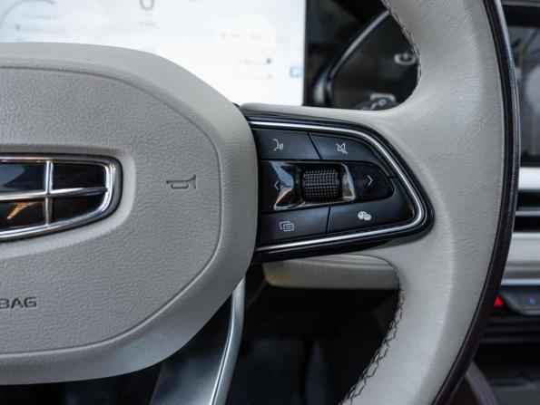 Geely Xingyue L I Рестайлинг с пробегом 2024 года, цена 3 127 000 рублей, 79425 км, внедорожник, Автокод Объявления