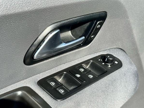 Volkswagen Amarok I с пробегом 2013 года, цена 1 999 000 рублей, 213070 км, offers.body_type.unknown, Автокод Объявления