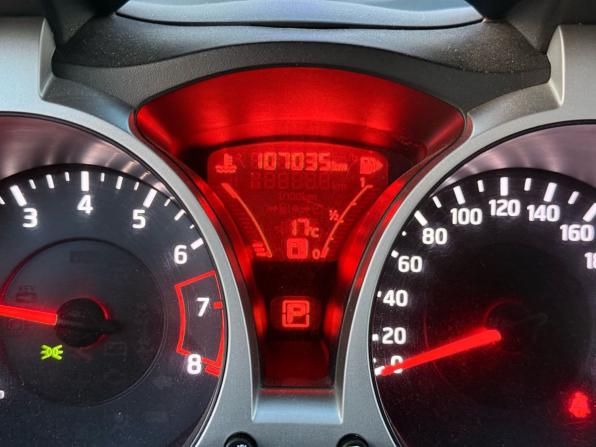 Nissan Juke I с пробегом 2013 года, цена 949 000 рублей, 107000 км, внедорожник, Автокод Объявления