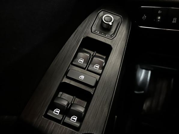 Haval Jolion I Рестайлинг с пробегом 2024 года, цена 1 990 000 рублей, 28831 км, внедорожник, Автокод Объявления