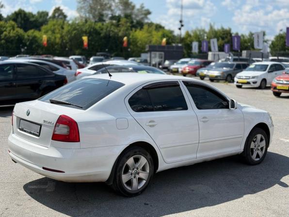Skoda Octavia II (A5) Рестайлинг с пробегом 2011 года, цена 509 000 рублей, 216431 км, лифтбек, Автокод Объявления
