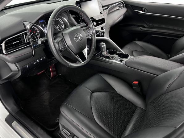 Toyota Camry VIII (XV70) Рестайлинг с пробегом 2021 года, цена 3 350 000 рублей, 44527 км, седан, Автокод Объявления