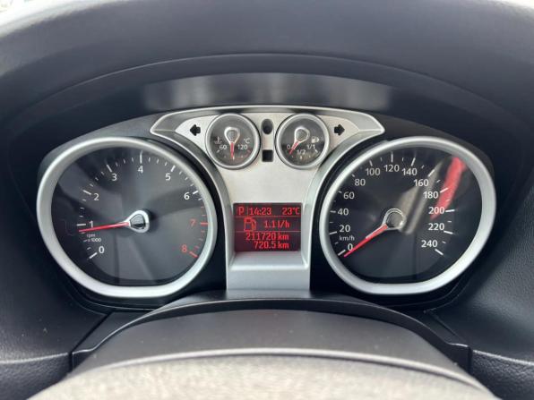 Ford Focus II Рестайлинг с пробегом 2010 года, цена 574 740 рублей, 211000 км, хэтчбек, Автокод Объявления