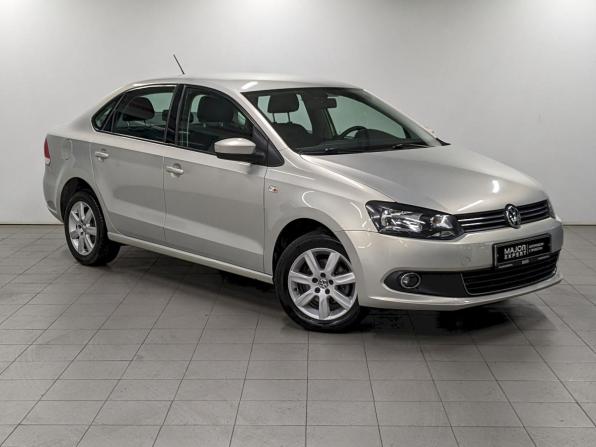 Volkswagen Polo V с пробегом 2014 года, цена 950 000 рублей, 93000 км, седан, Автокод Объявления