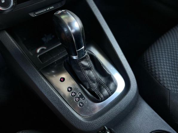Volkswagen Jetta VI с пробегом 2011 года, цена 855 000 рублей, 197413 км, седан, Автокод Объявления