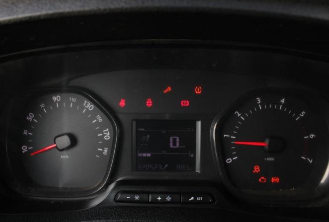 Citroen Jumpy III с пробегом 2018 года, цена 1 245 000 рублей, 317741 км, фургон, Автокод Объявления