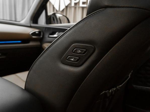 Hyundai Santa Fe IV Рестайлинг с пробегом 2021 года, цена 4 085 000 рублей, 49693 км, внедорожник, Автокод Объявления