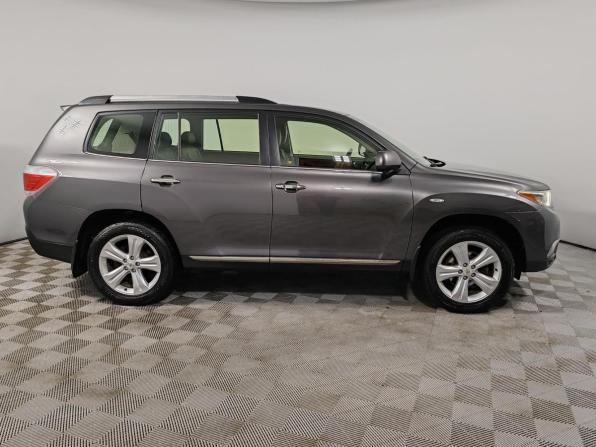 Toyota Highlander II (XU40) Рестайлинг с пробегом 2012 года, цена 2 049 000 рублей, 263094 км, внедорожник, Автокод Объявления