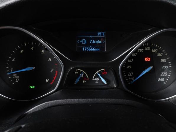 Ford Focus III с пробегом 2012 года, цена 1 100 000 рублей, 175666 км, хэтчбек, Автокод Объявления