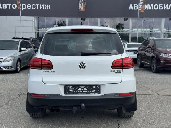 Volkswagen Tiguan I Рестайлинг с пробегом 2015 года, цена 1 305 000 рублей, 196982 км, внедорожник, Автокод Объявления